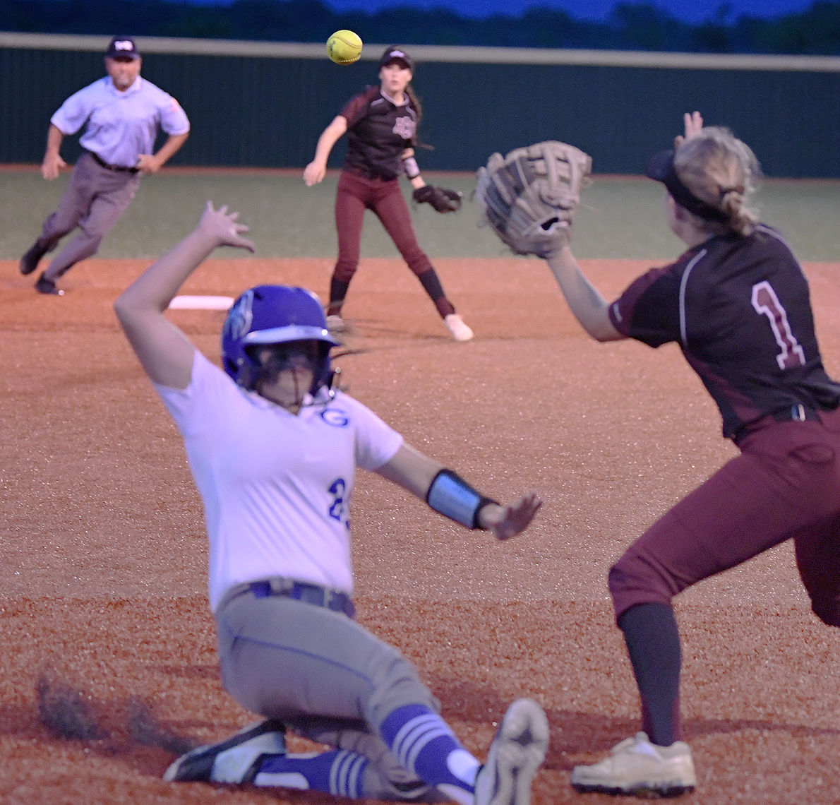 AMC vs Georgetown Softball 17.jpg